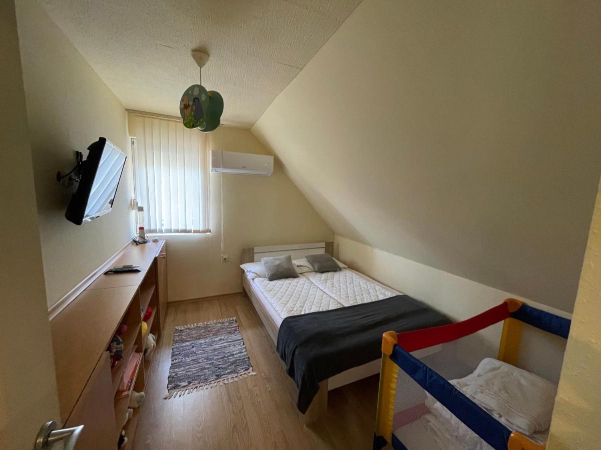 Mira Kucko Apartment Oreglak ภายนอก รูปภาพ