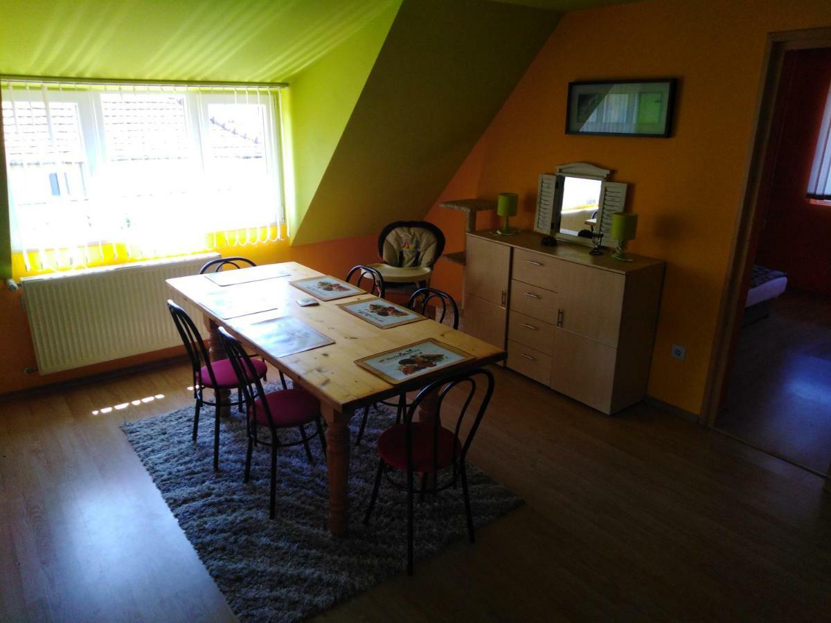 Mira Kucko Apartment Oreglak ภายนอก รูปภาพ